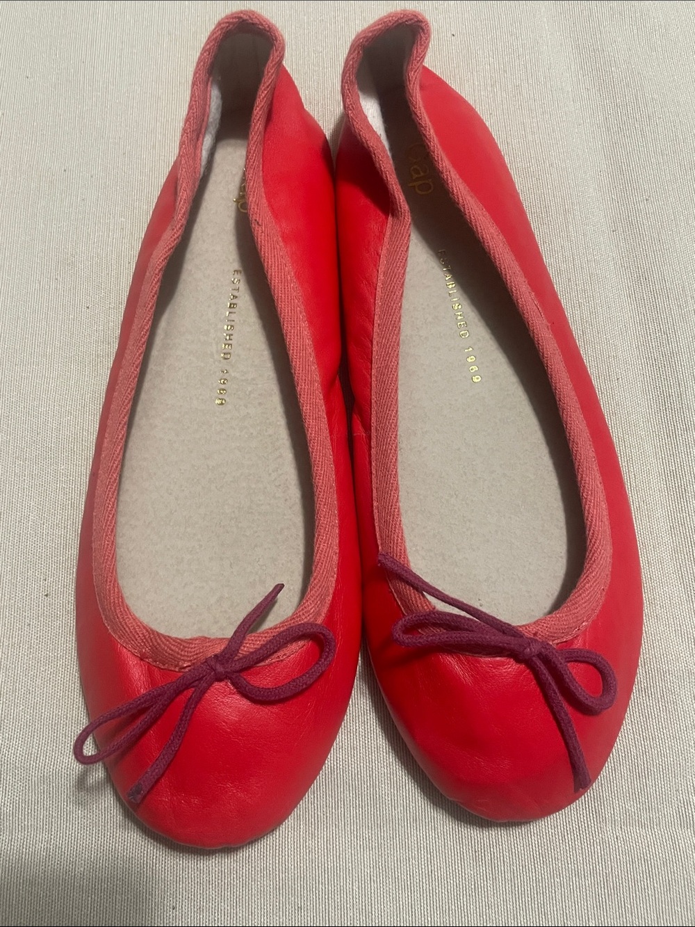 GAP Red Leather Ballet Flats with Contrast Bow